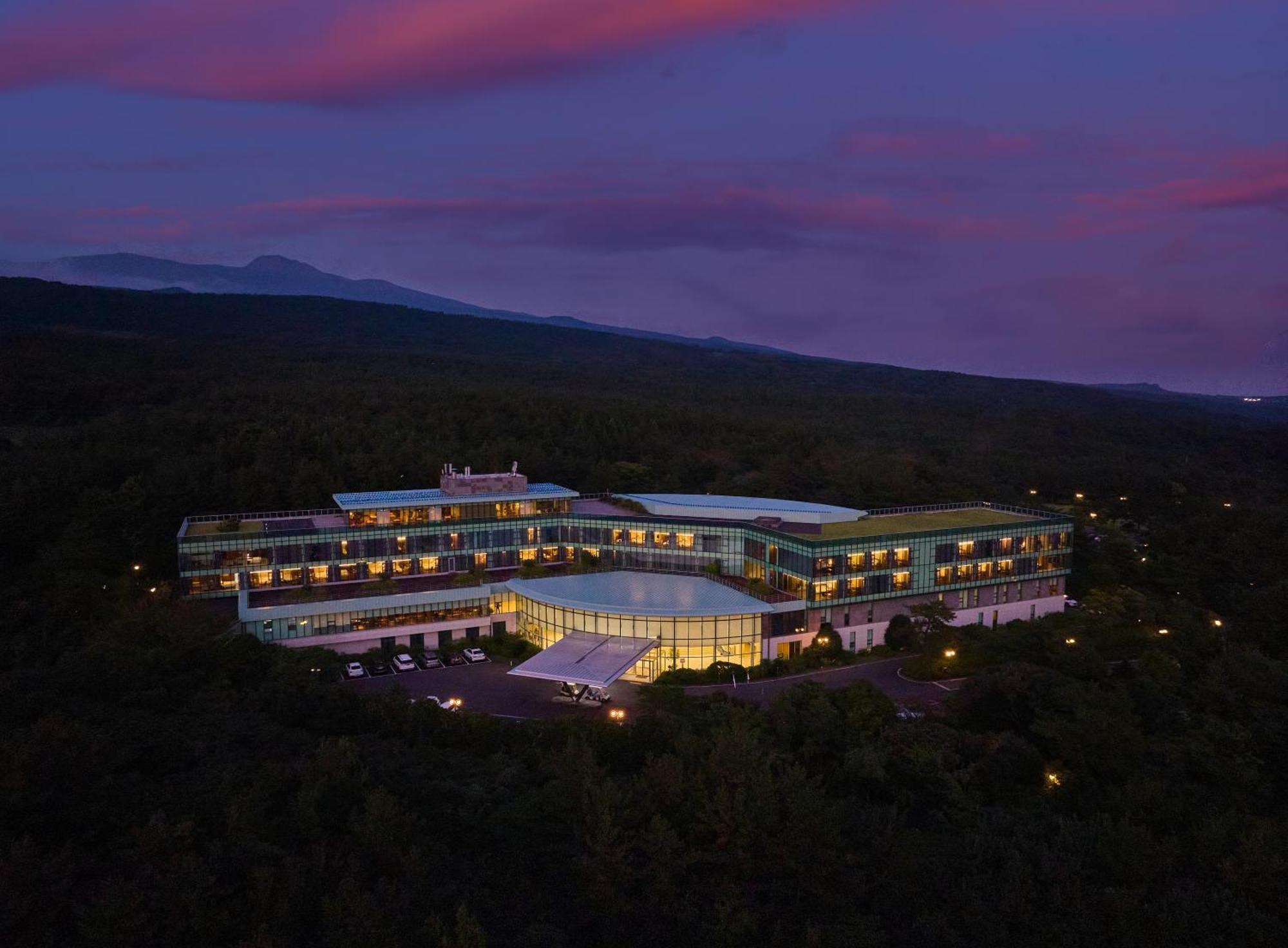 We Hotel Jeju Seogwipo Exterior foto
